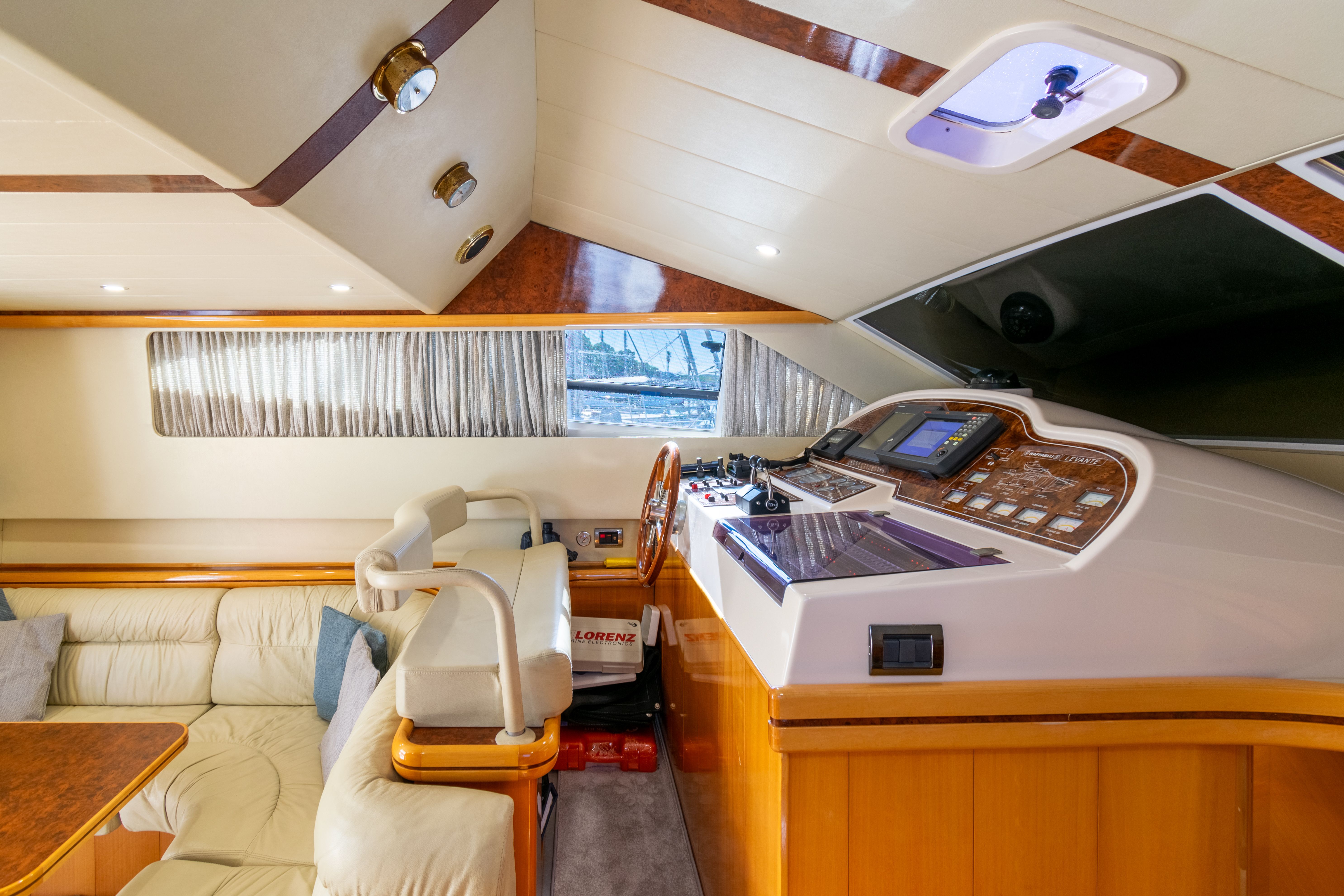 Levante 43 Fly | Alex