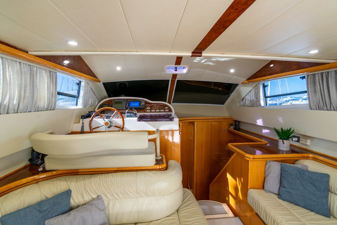 Levante 43 Fly | Alex