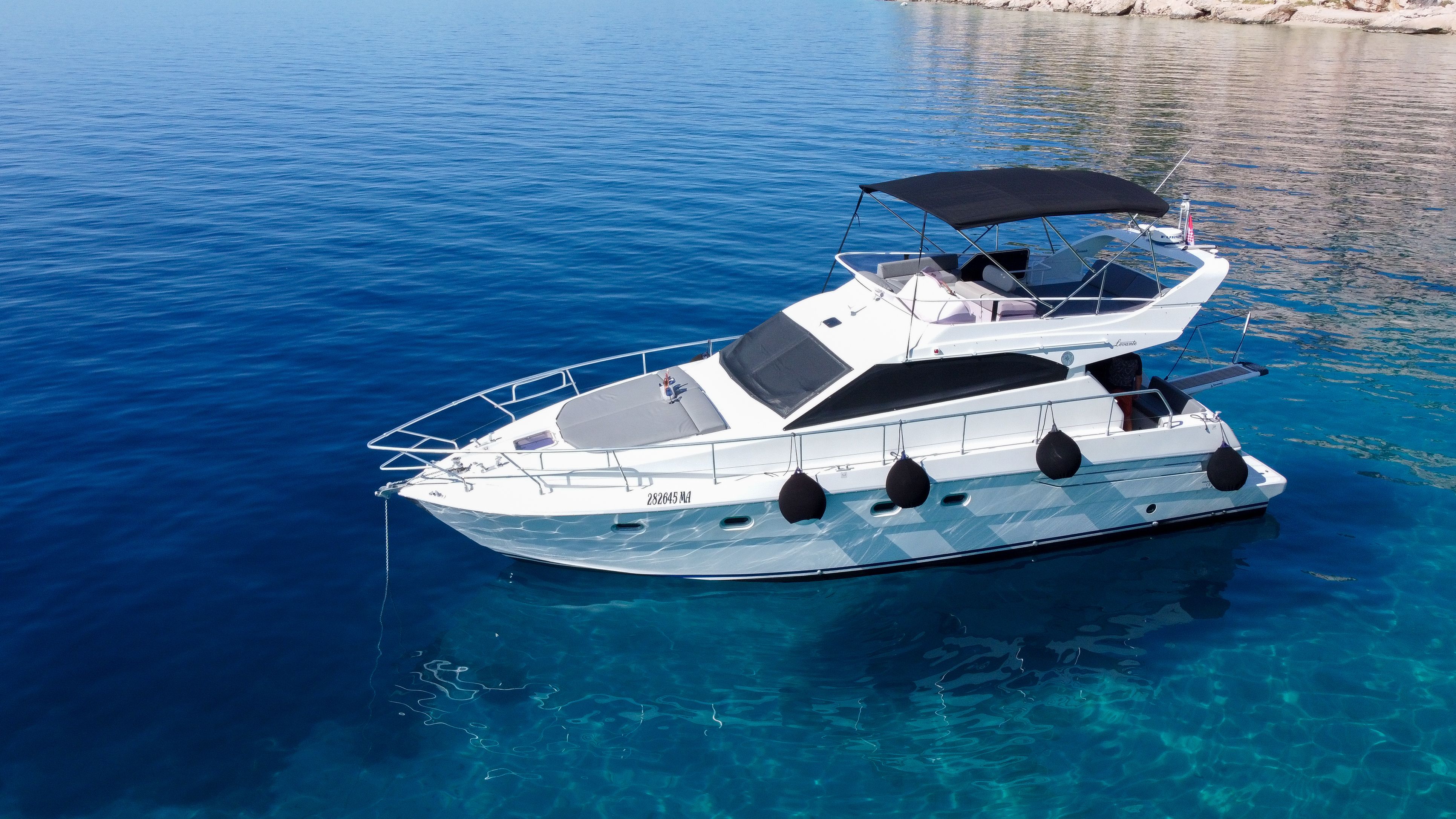 Levante 43 Fly | Alex