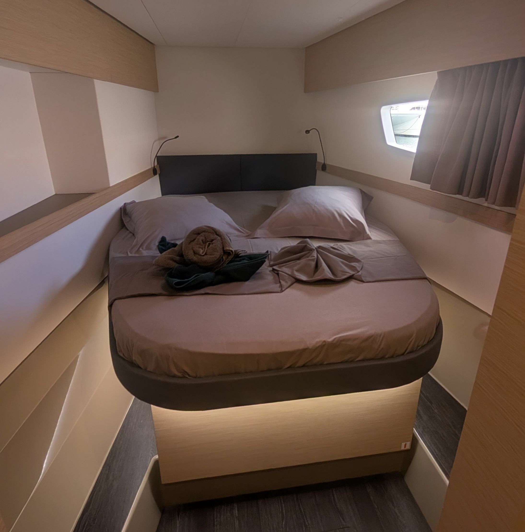 Fountaine Pajot Elba 45 | Mahana