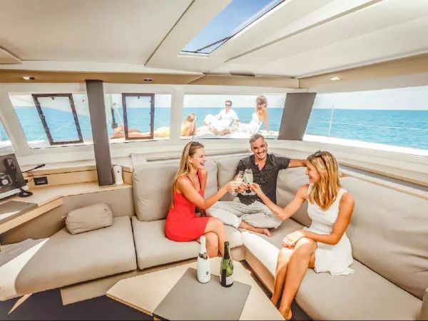 Fountaine Pajot Tanna 47 | Victoria