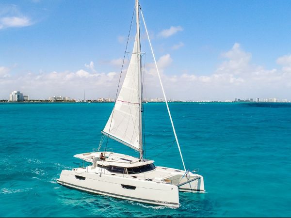 Fountaine Pajot Tanna 47 | Victoria