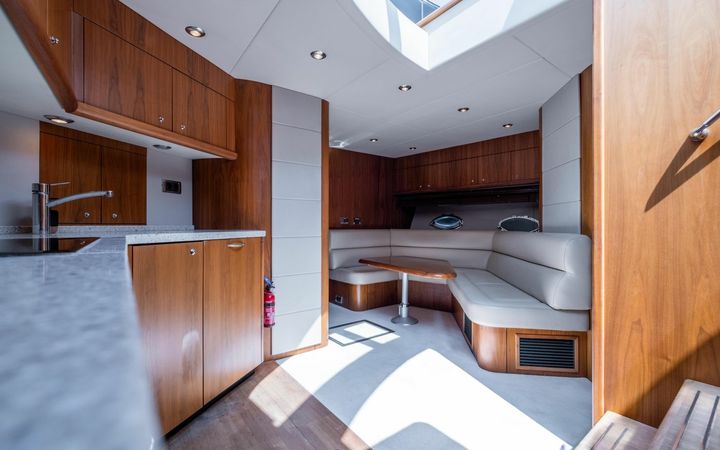 Sunseeker Predator 62 | Shadow