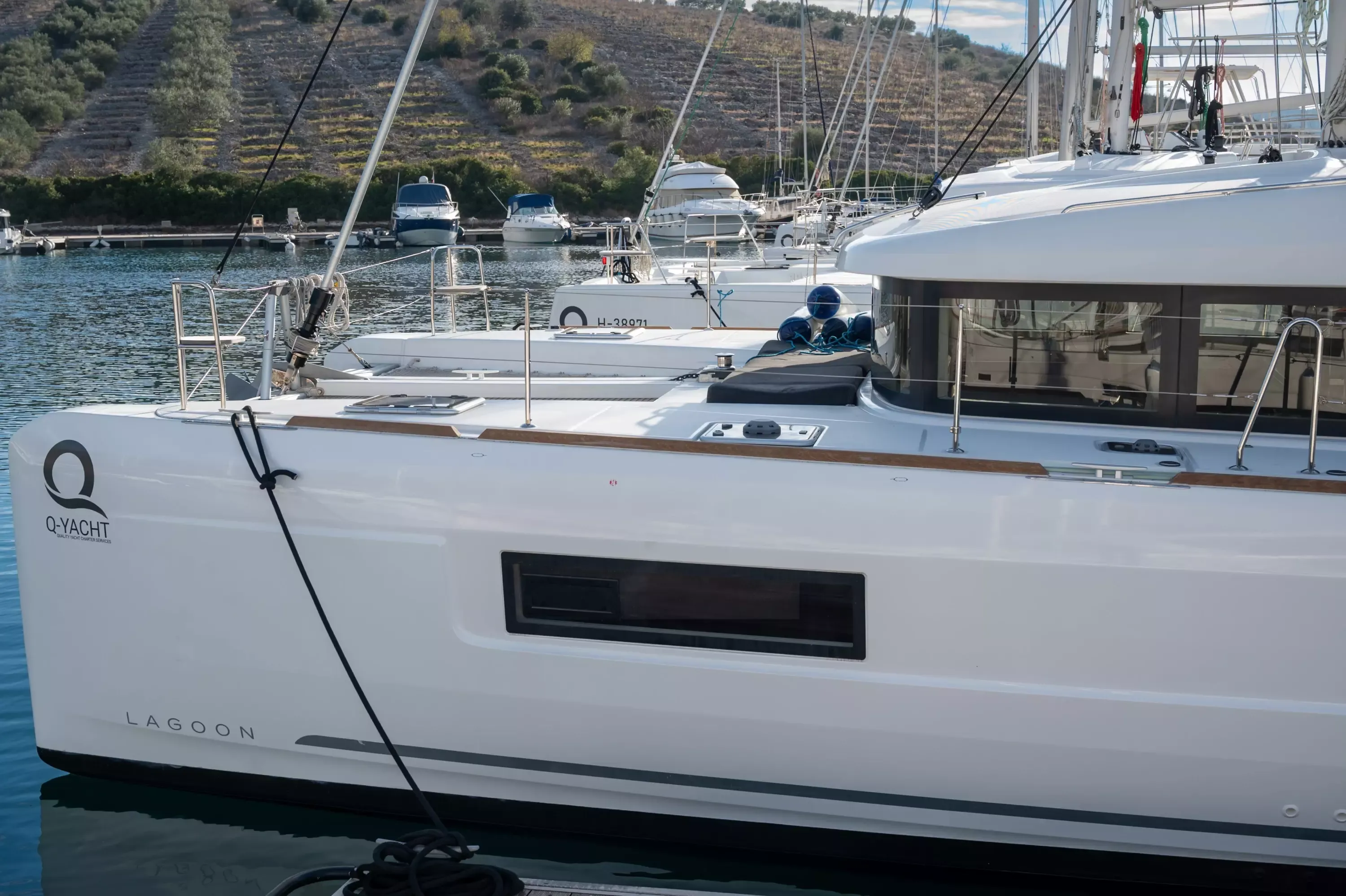 Lagoon 40 | Blue Lagoon