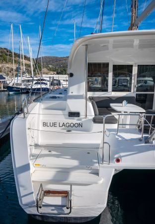 Lagoon 40 | Blue Lagoon