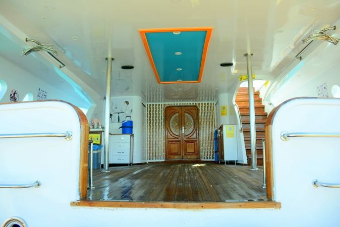 Custom Built 43 | Utopia Star