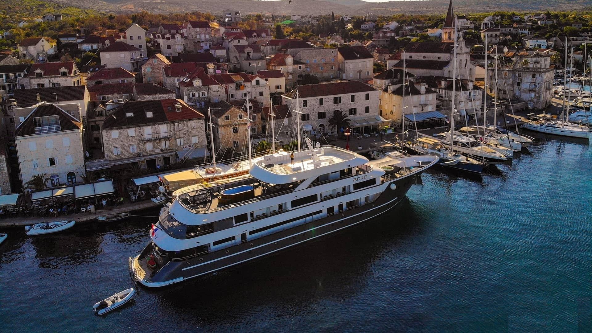 Custom Built 164 | Roko