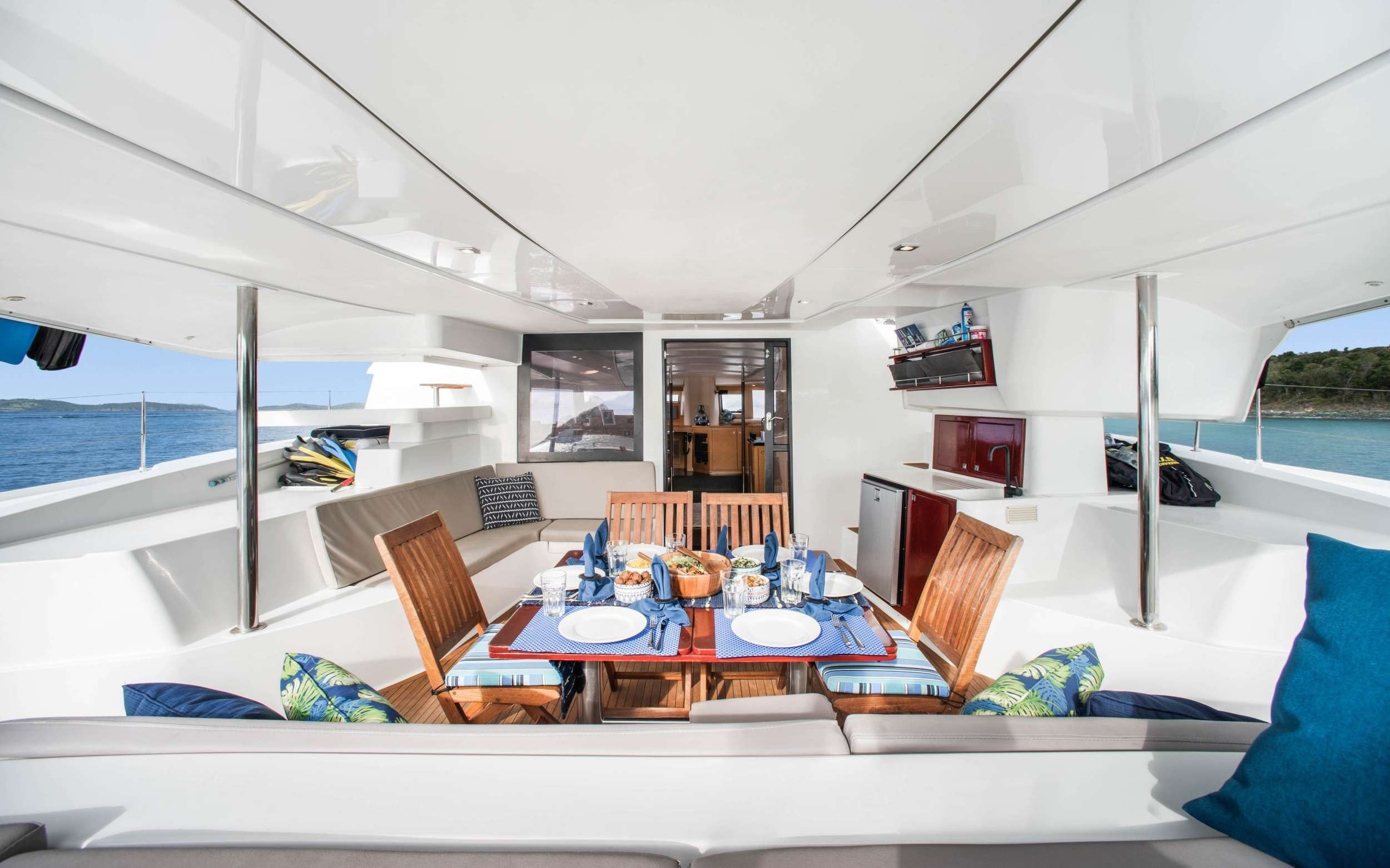 Fountaine Pajot Samana 59 | Perpetual Blue