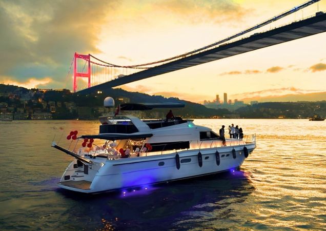 Custom Built 72 | BySerayaz