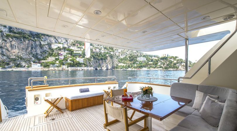 Falcon 86 | Lady Maureen