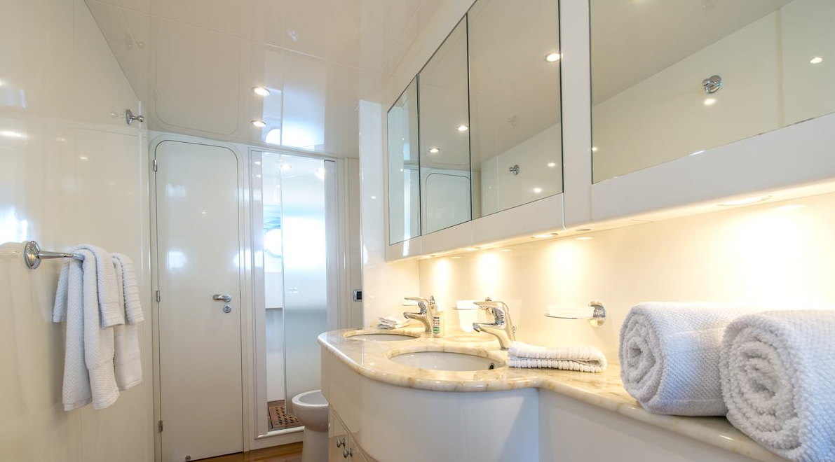 Falcon 86 | Lady Maureen