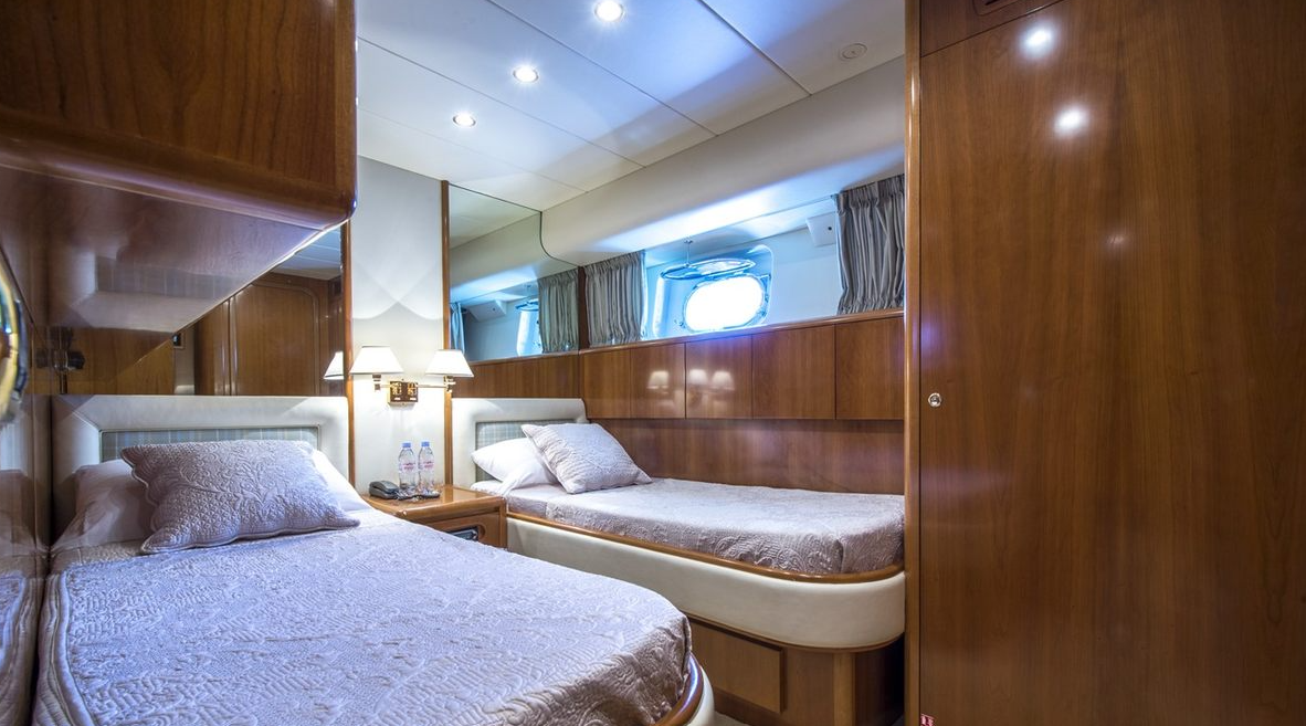 Falcon 86 | Lady Maureen