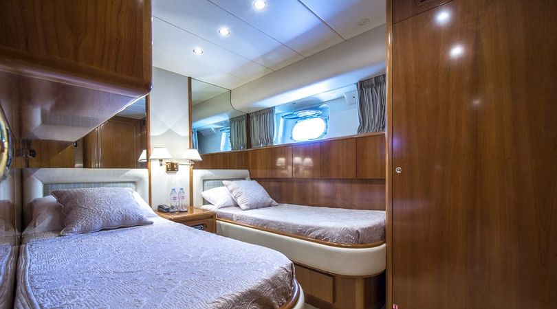 Falcon 86 | Lady Maureen