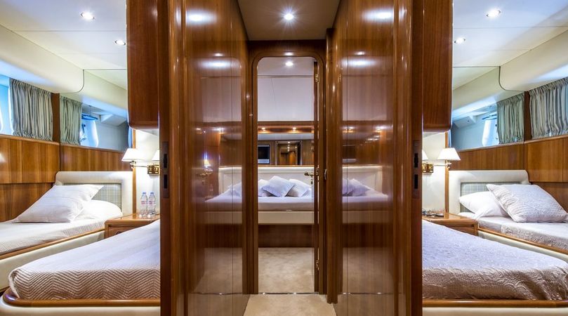 Falcon 86 | Lady Maureen