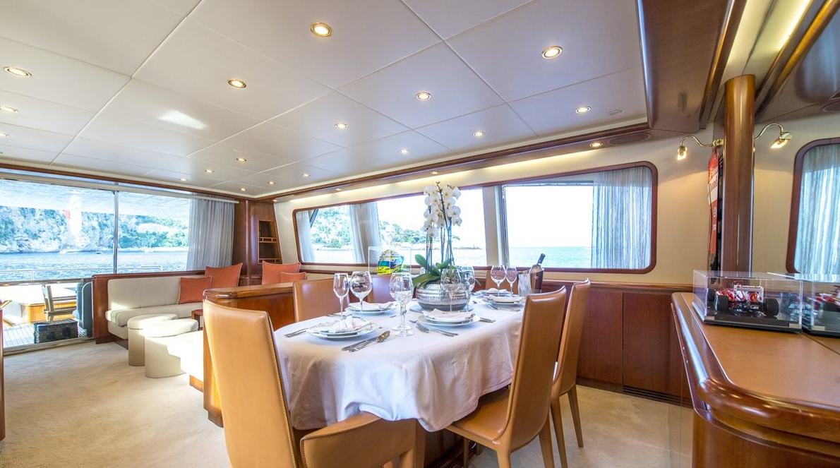 Falcon 86 | Lady Maureen