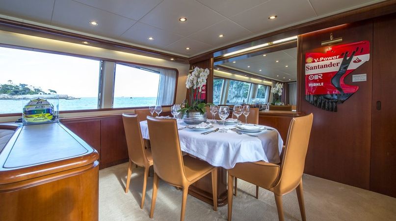 Falcon 86 | Lady Maureen