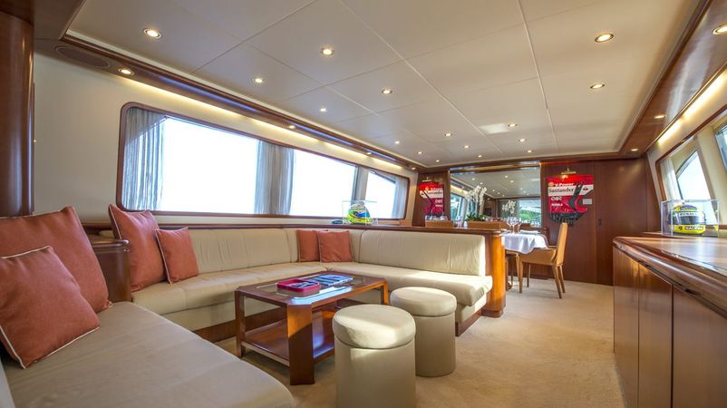 Falcon 86 | Lady Maureen