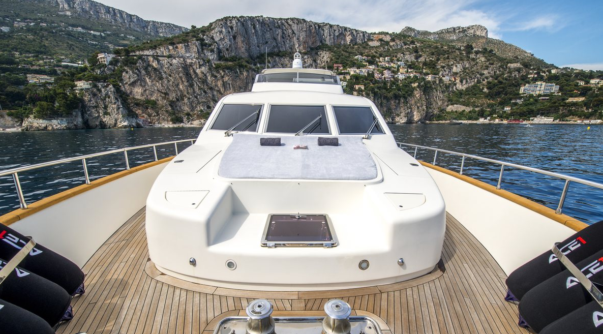 Falcon 86 | Lady Maureen