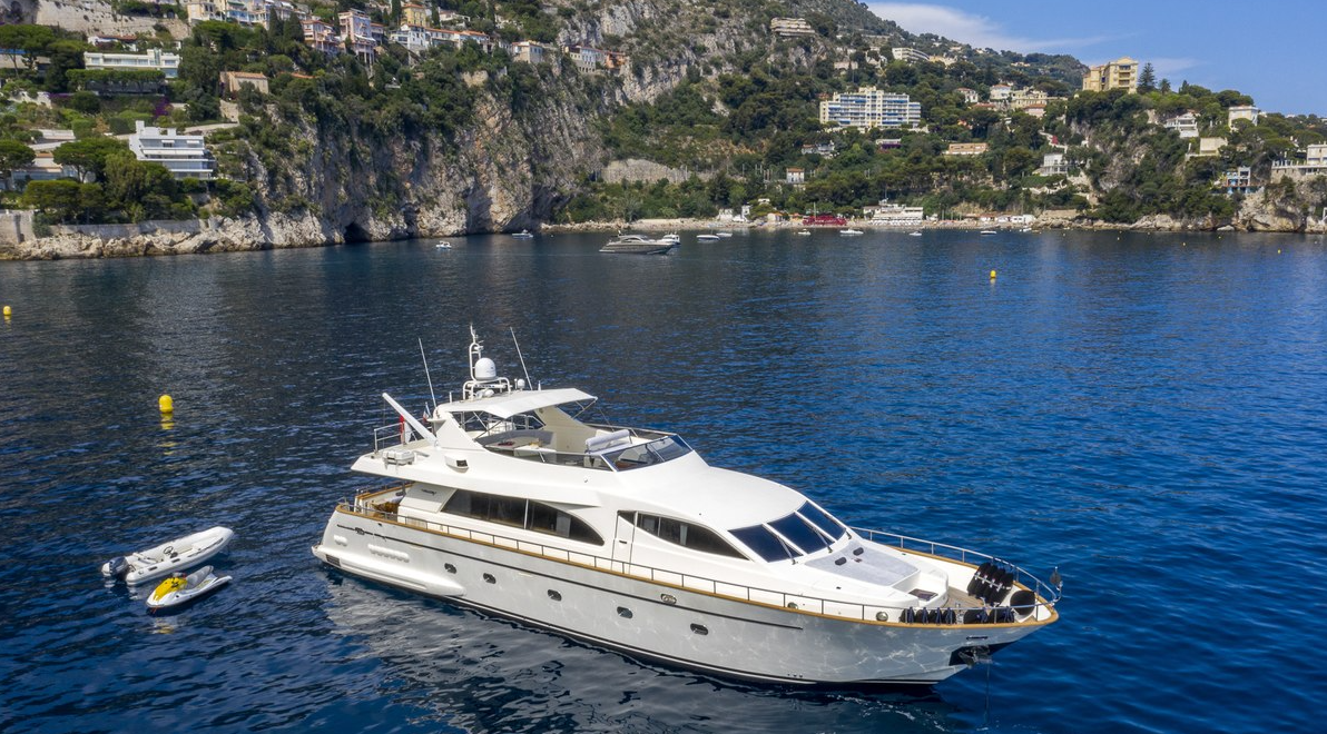 Falcon 86 | Lady Maureen