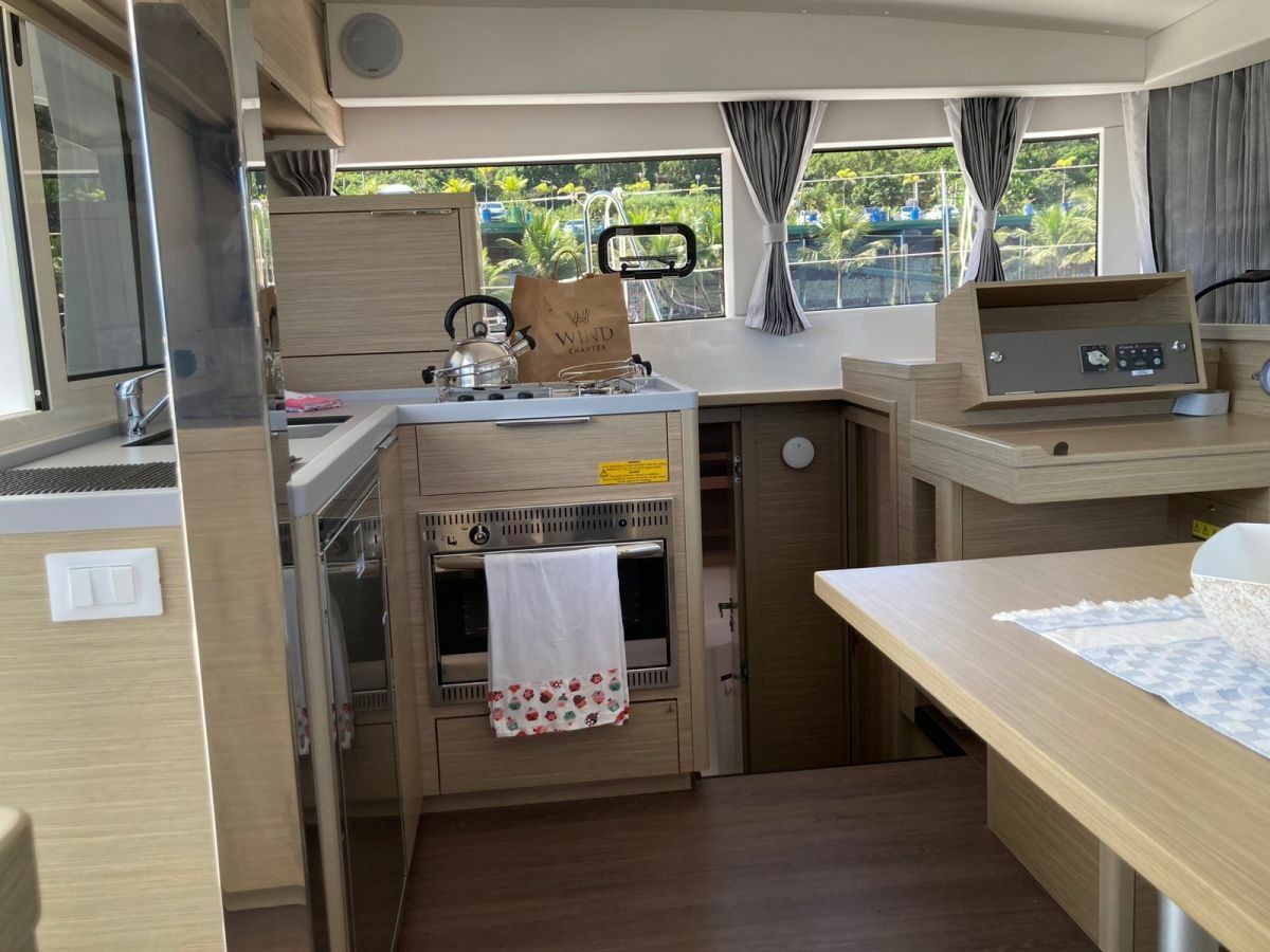 Lagoon 40 | Atmosfera W