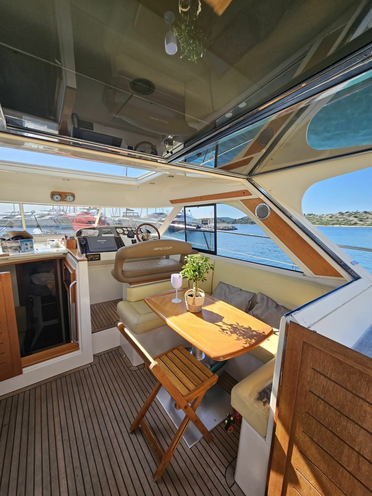 Arcoa Mystic 39 | Bebovo