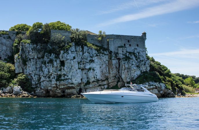 Sunseeker Superhawk 48 | Papakeecha