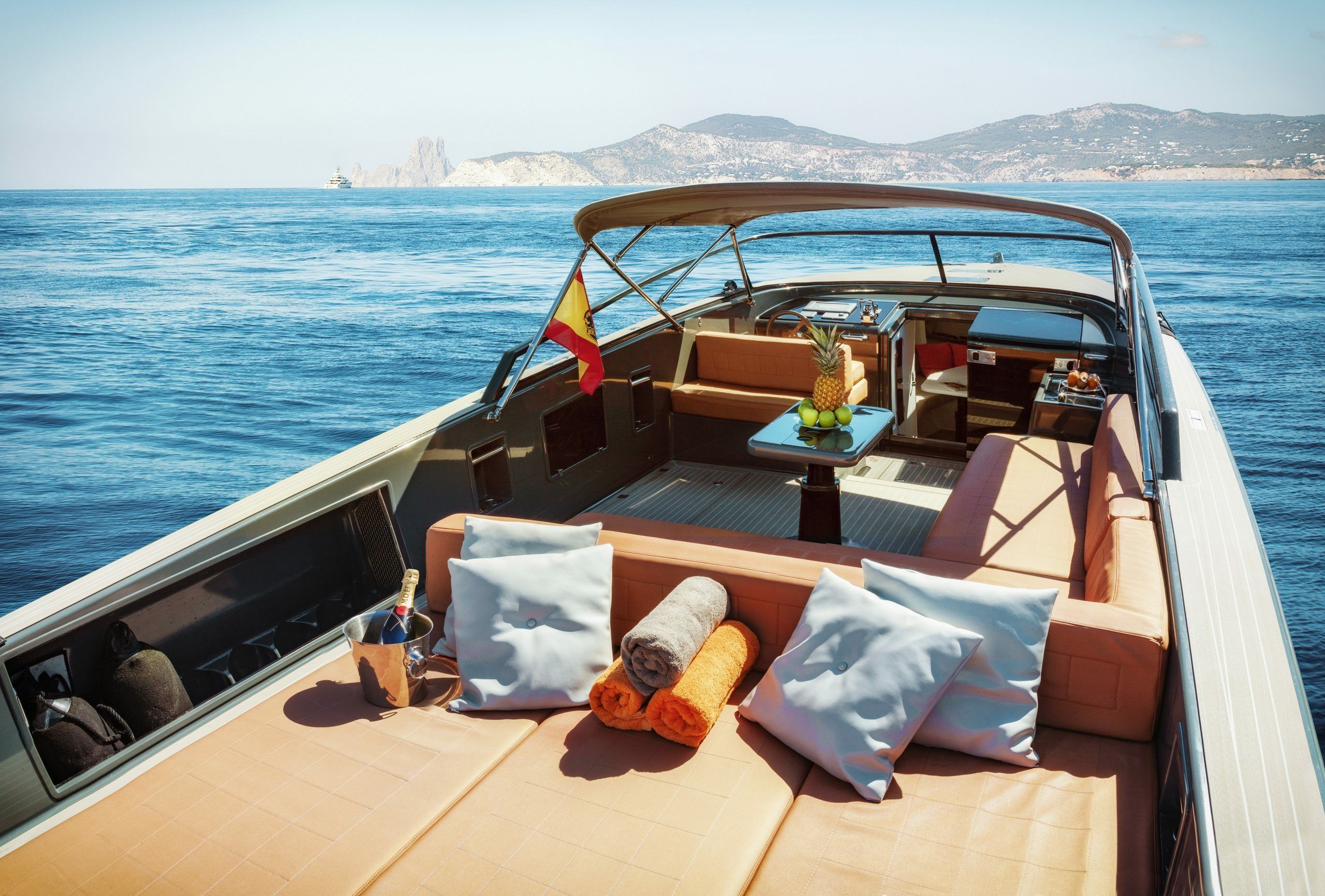 Van Dutch 40 | Majestic