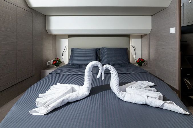 Fountaine Pajot MY6 | EMY6