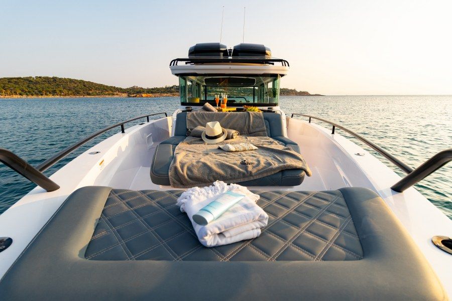 Axopar 37 XC | Character