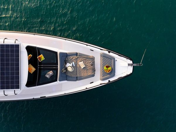 Axopar 37 XC | Character