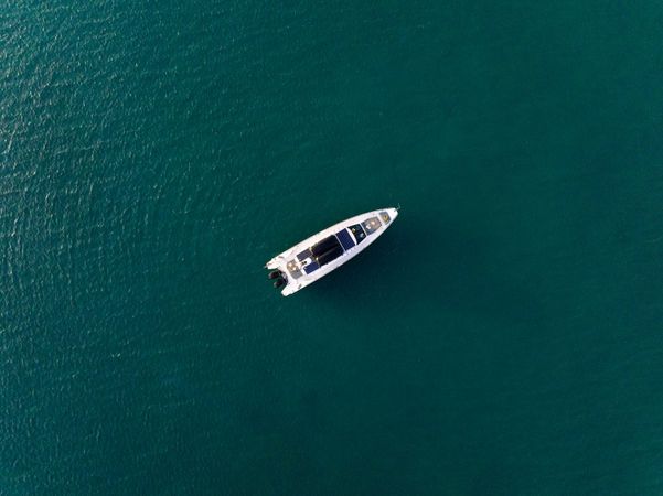 Axopar 37 XC | Character