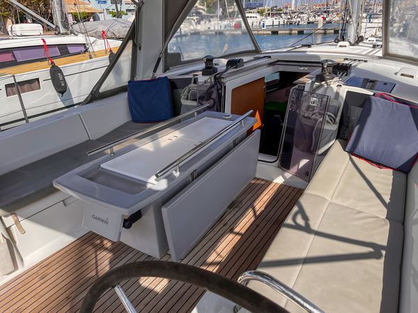 Beneteau Oceanis 41 | Beleza