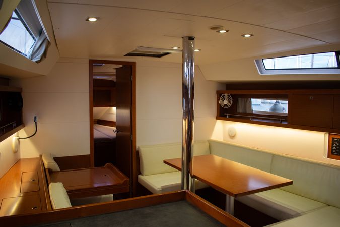 Beneteau Oceanis 41 | Beleza