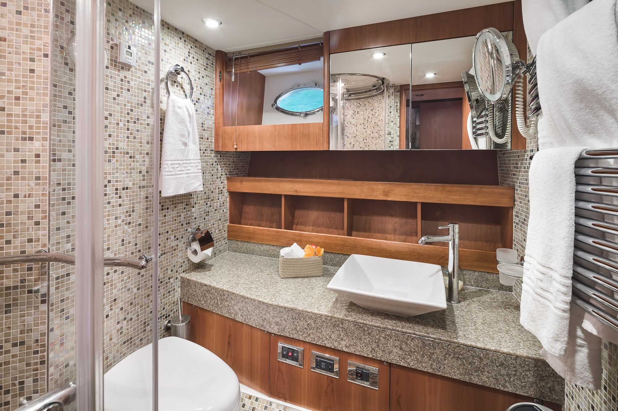 Sunseeker 72 | Number 9