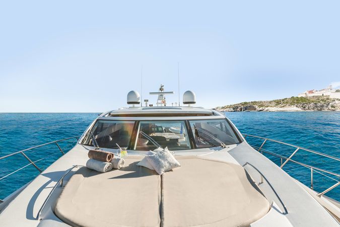 Sunseeker 72 | Number 9