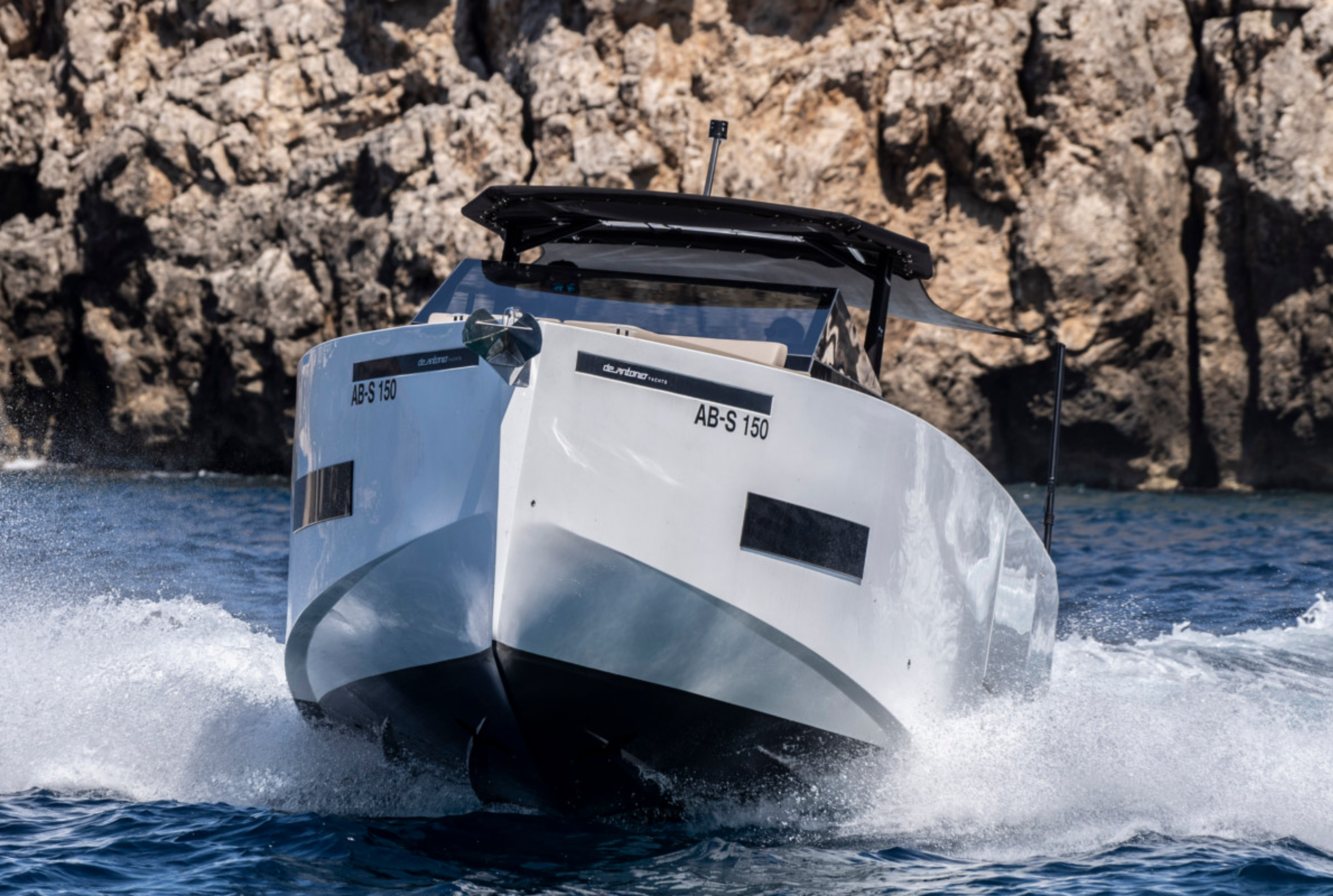 De Antonio D34 Open | Seabird