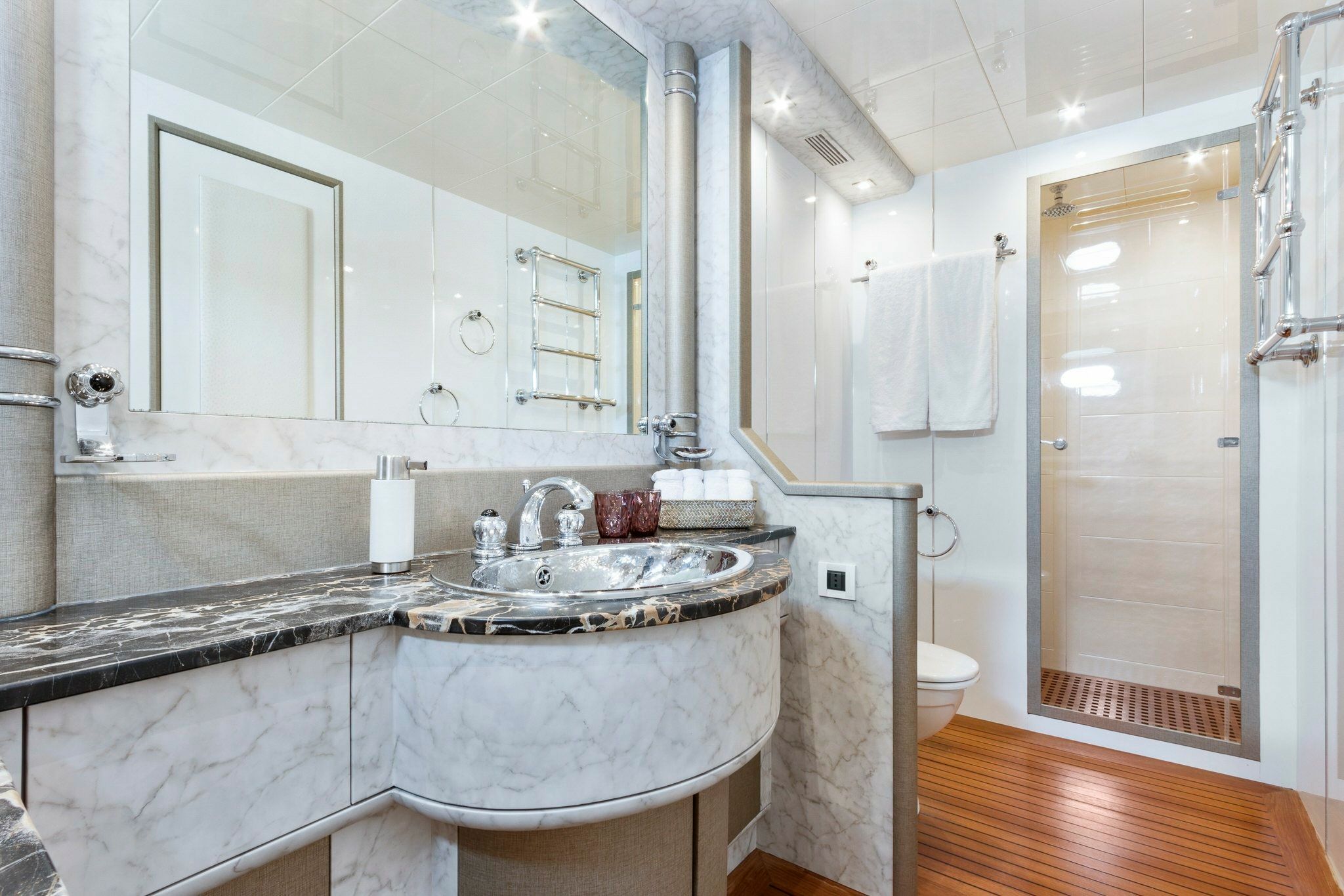 Mangusta 108 | Belisa