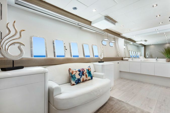 Mangusta 108 | Belisa