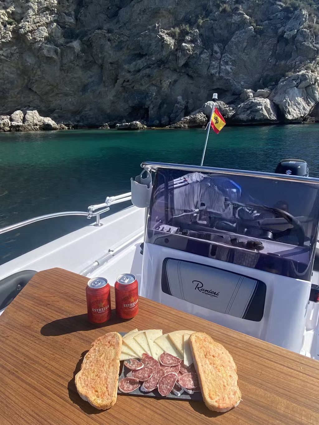 Ranieri Voyager 17 | Funboat