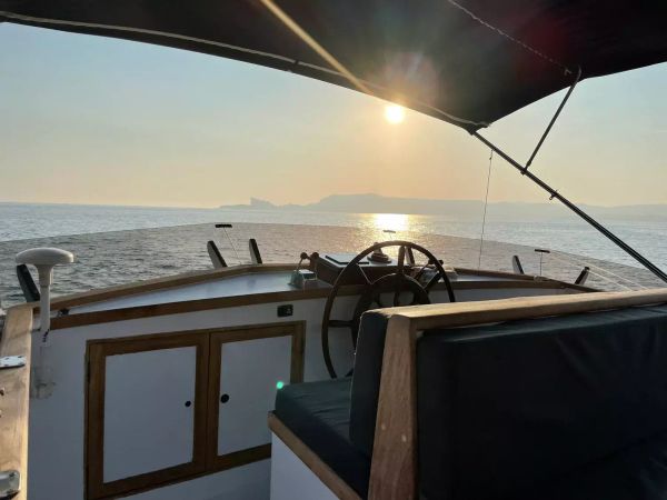 Grand Banks Custom Built | Ghimar