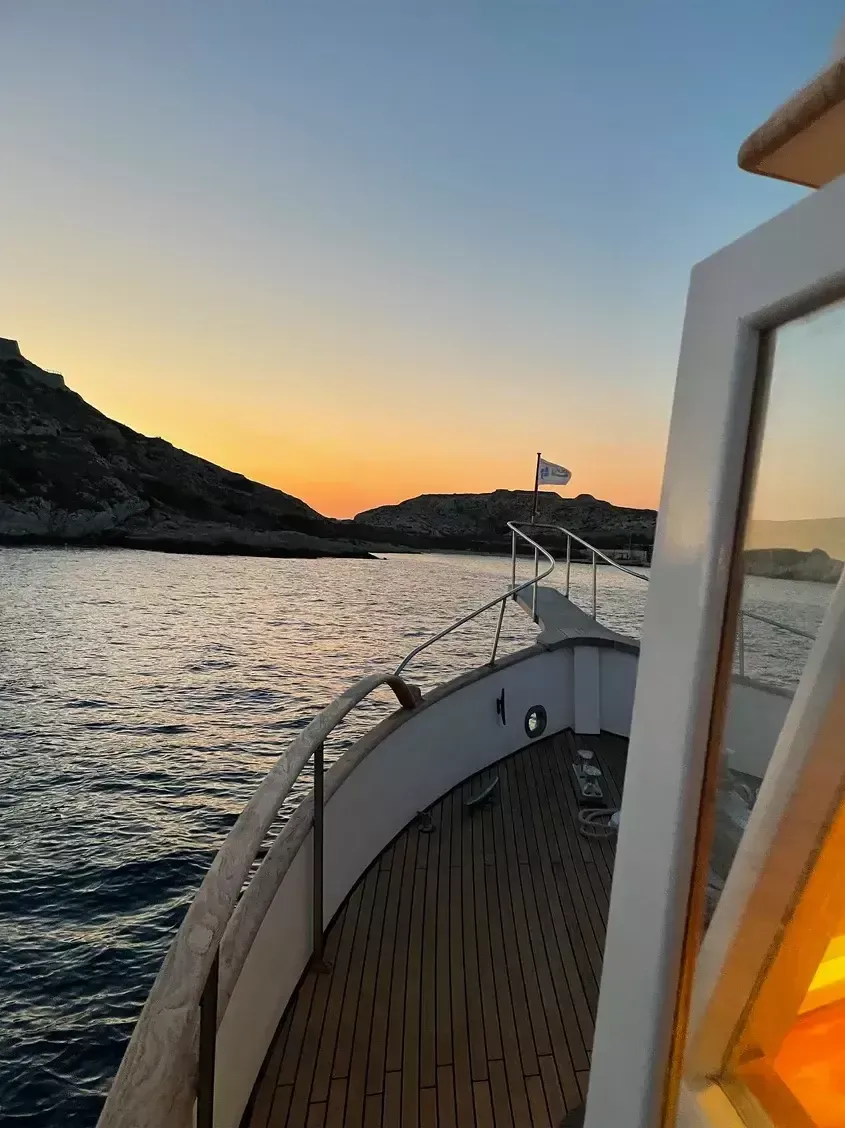 Grand Banks Custom Built | Ghimar