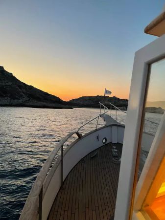 Grand Banks Custom Built | Ghimar