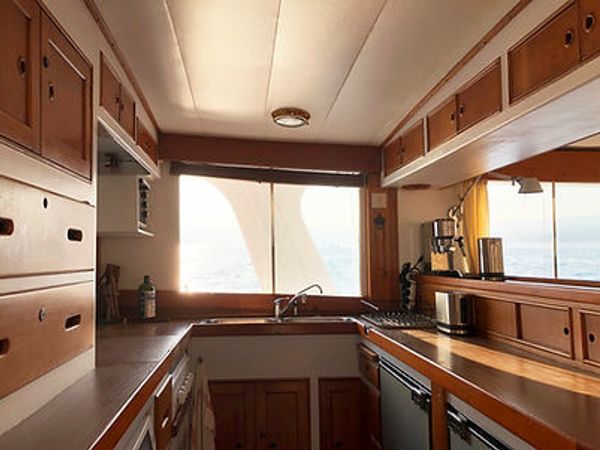 Grand Banks Custom Built | Ghimar