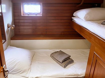 Grand Banks Custom Built | Ghimar