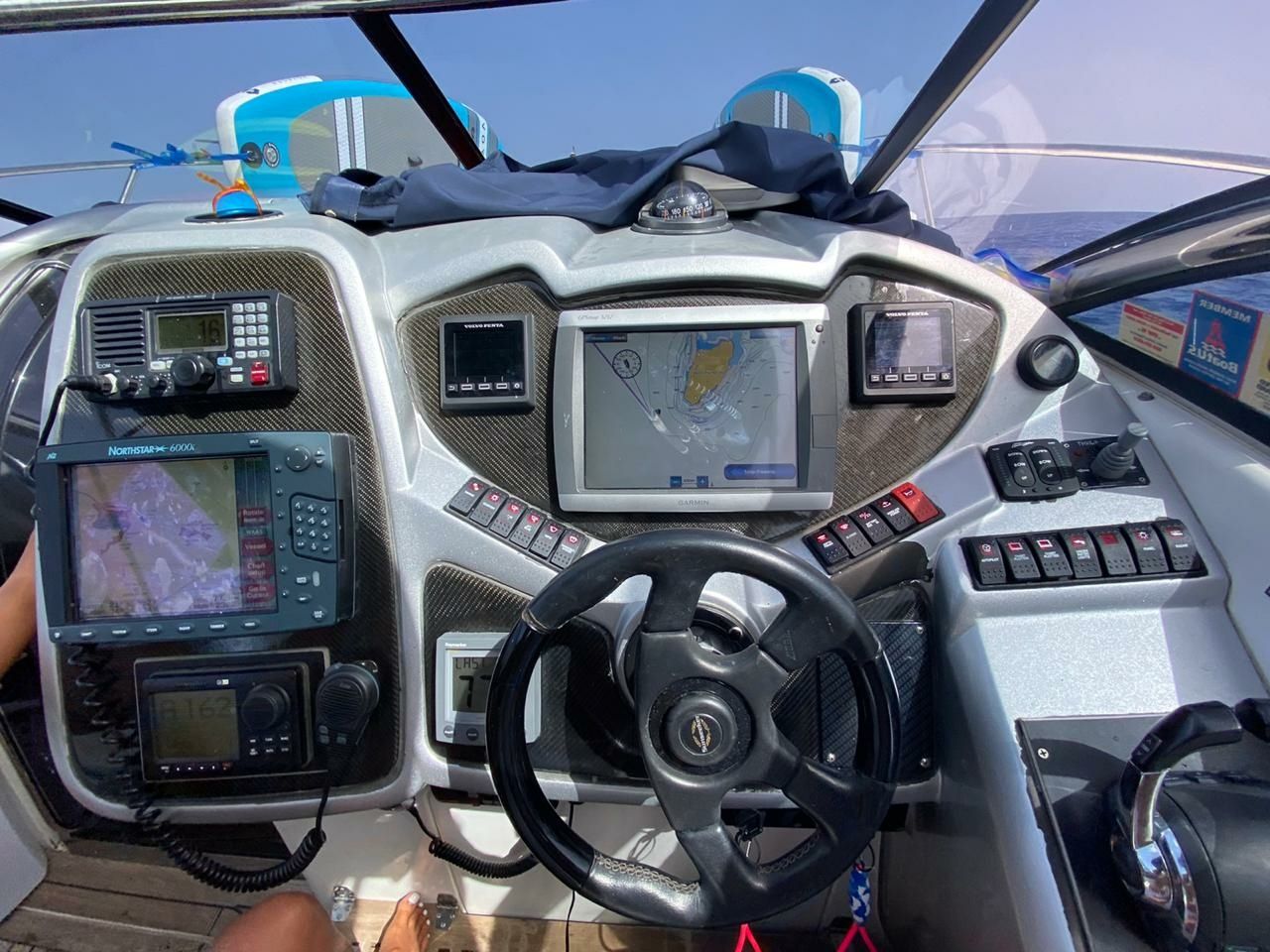 Sunseeker Superhawk 48 | Black Alchemy