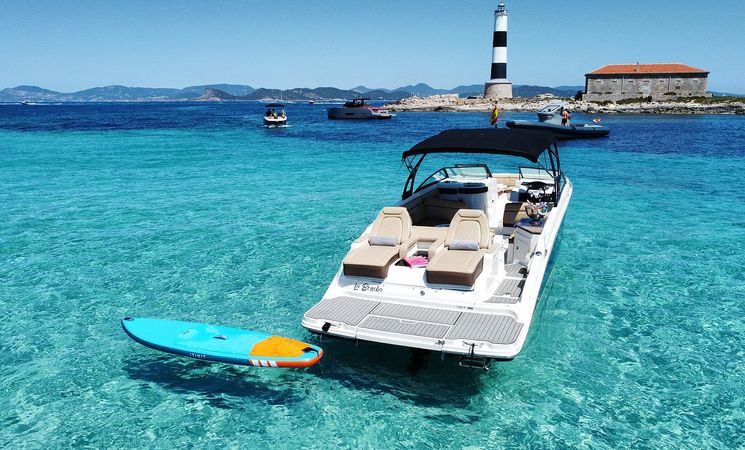 Sea Ray 290 | La Bomba