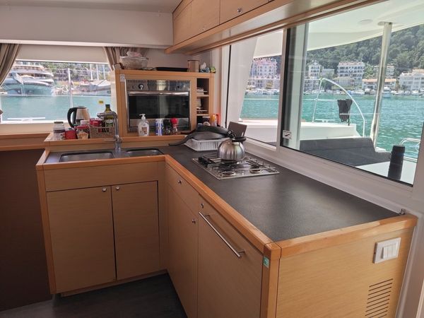 Lagoon 400 | Santi