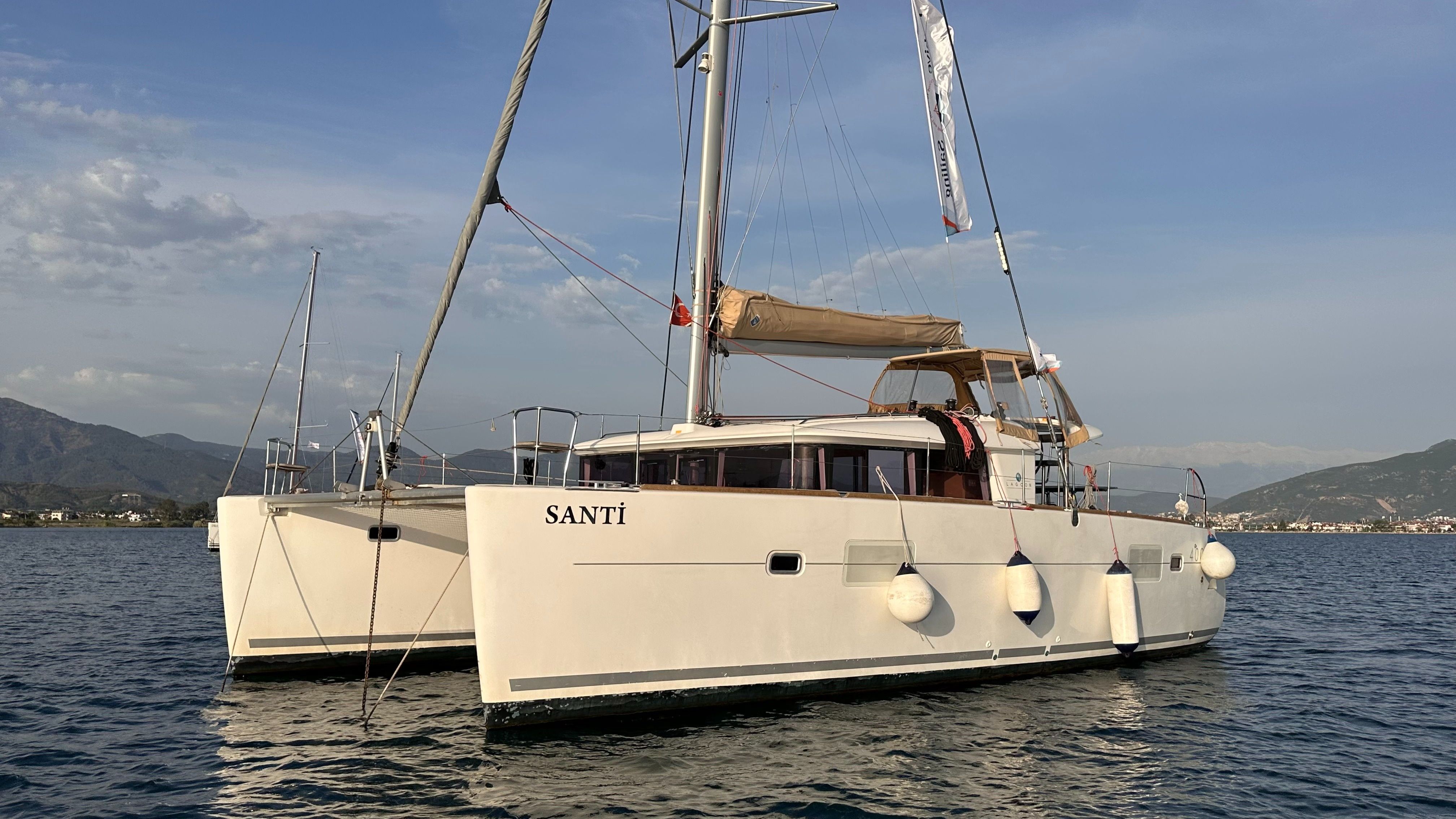 Lagoon 400 | Santi