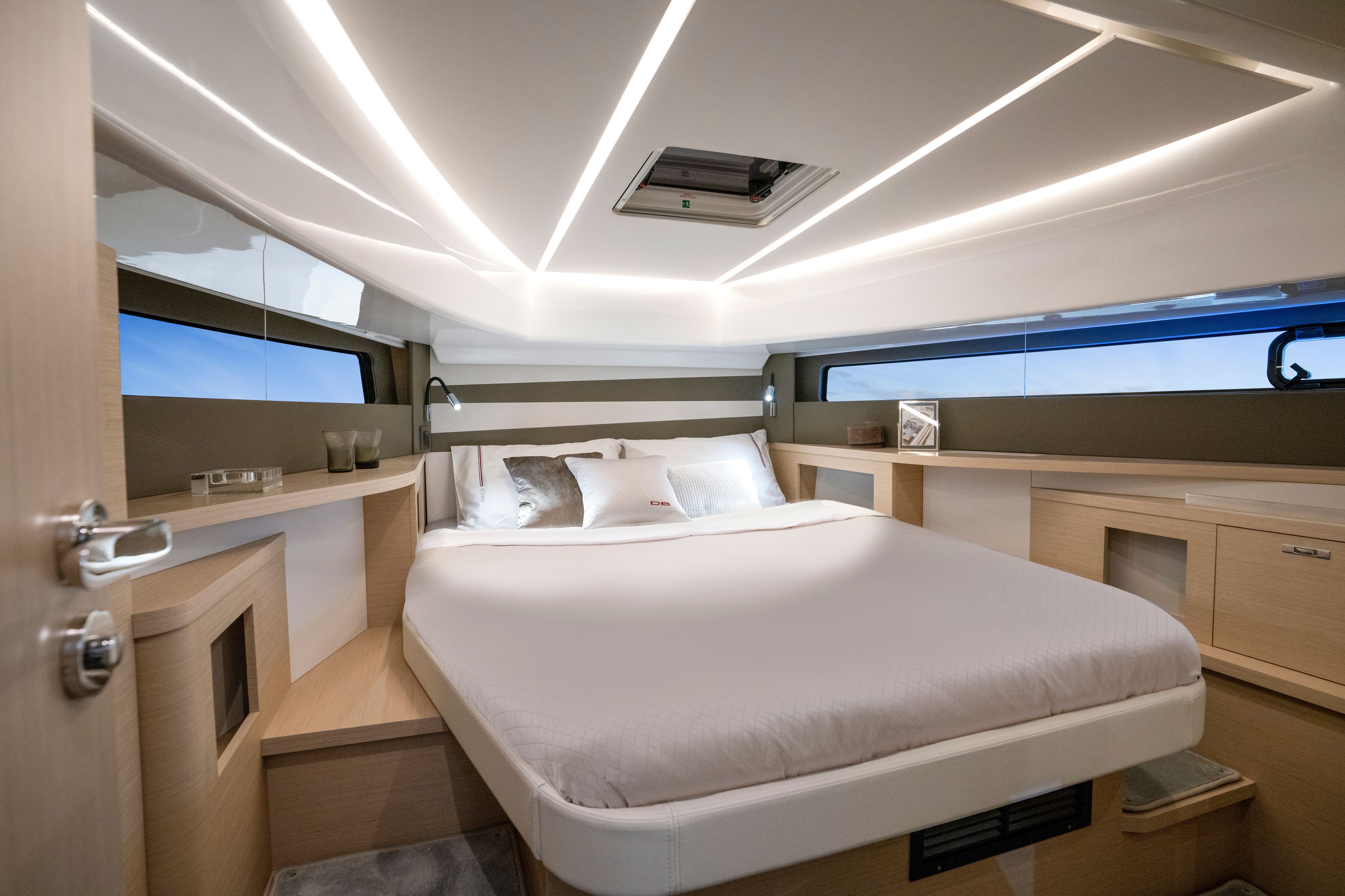 Jeanneau DB 37 | Baila