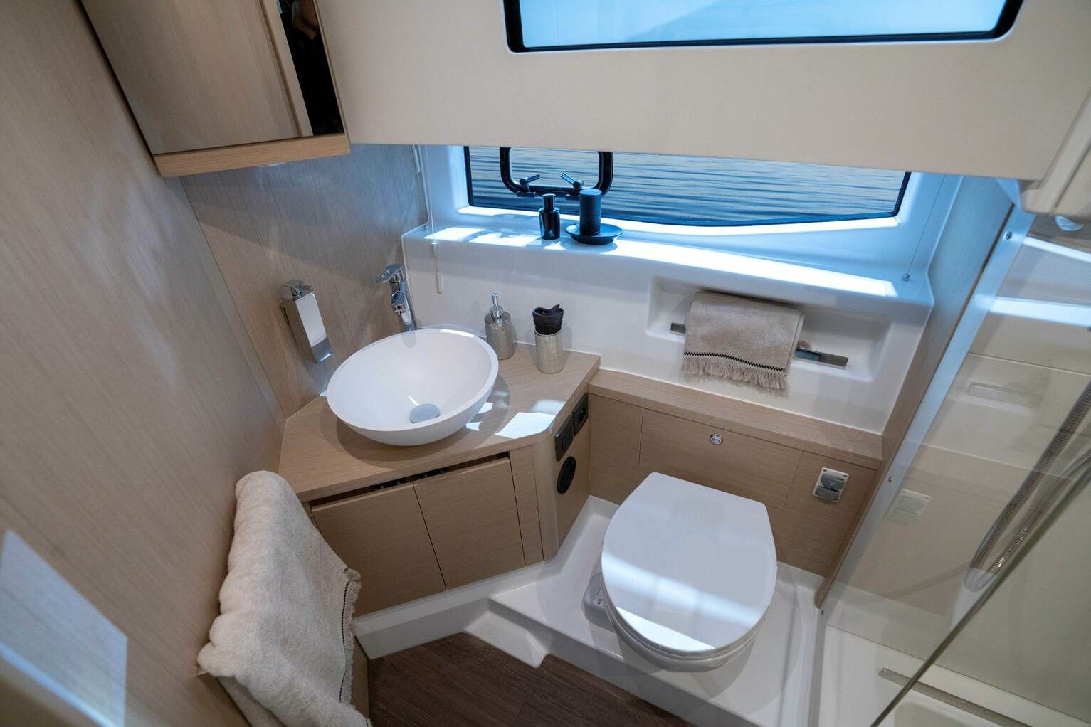 Jeanneau DB 37 | Baila